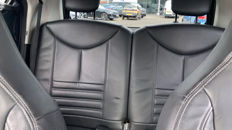 Toyota Aygo 1.0 VVT-i X-Clusiv 2 5dr x-shift Petrol Hatchback